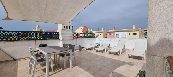 Apartamento T2 para Venda em Quarteira