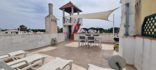 Apartamento T2 para Venda em Quarteira