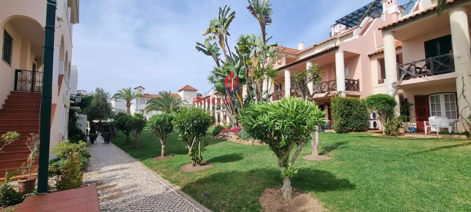 Apartamento T2 para Venda em Quarteira Foto 5