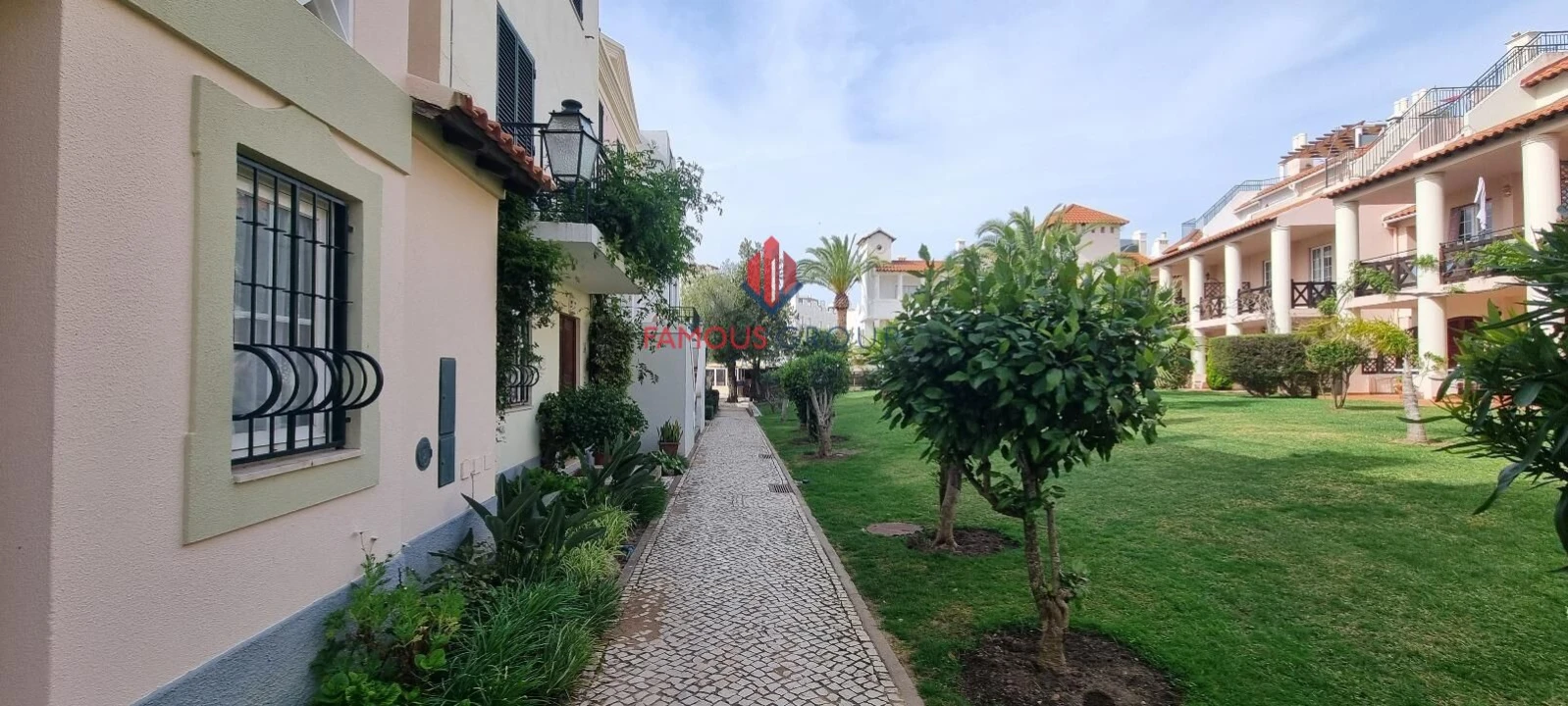 Apartamento T2 para Venda em Quarteira Foto 7