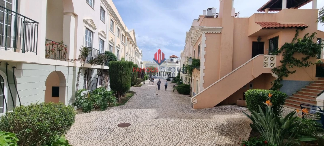 Apartamento T2 para Venda em Quarteira Foto 16