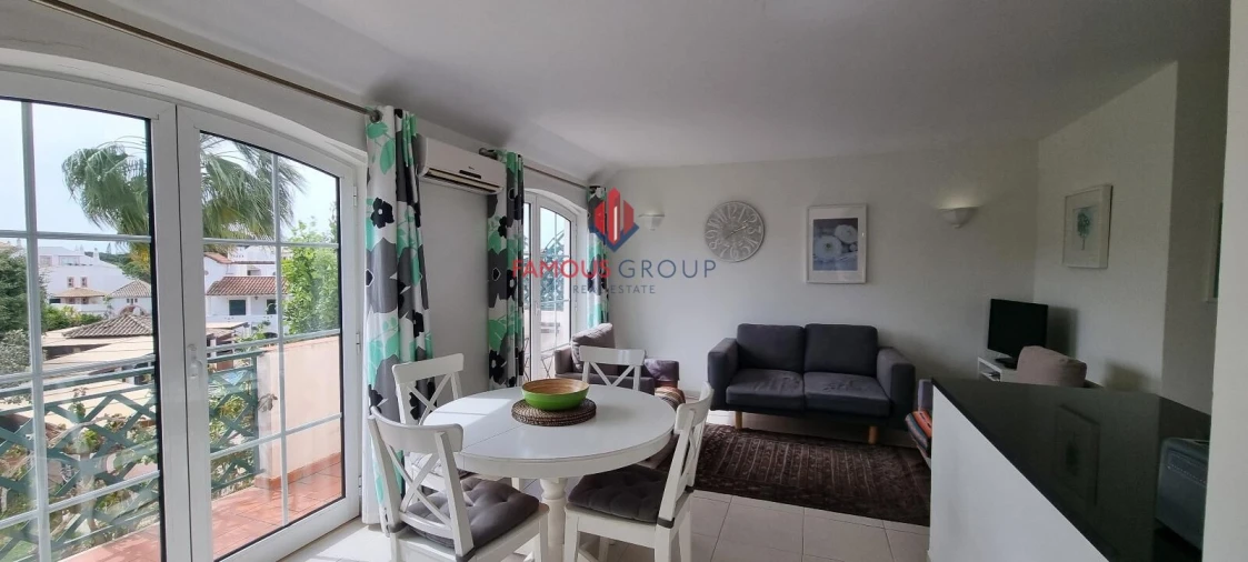 Apartamento T2 para Venda em Quarteira Foto 22