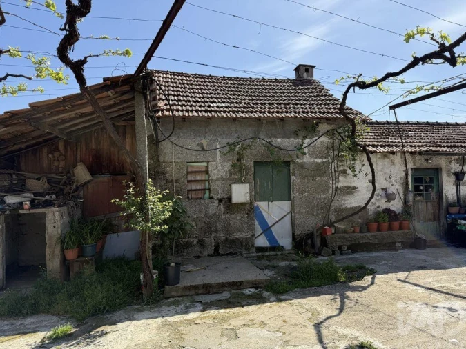 Moradia T11 para Venda em Vila Cova da Lixa e Borba de Godim Foto 27