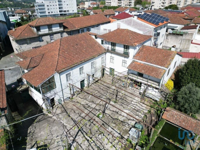 Moradia T11 para Venda em Vila Cova da Lixa e Borba de Godim Foto 2