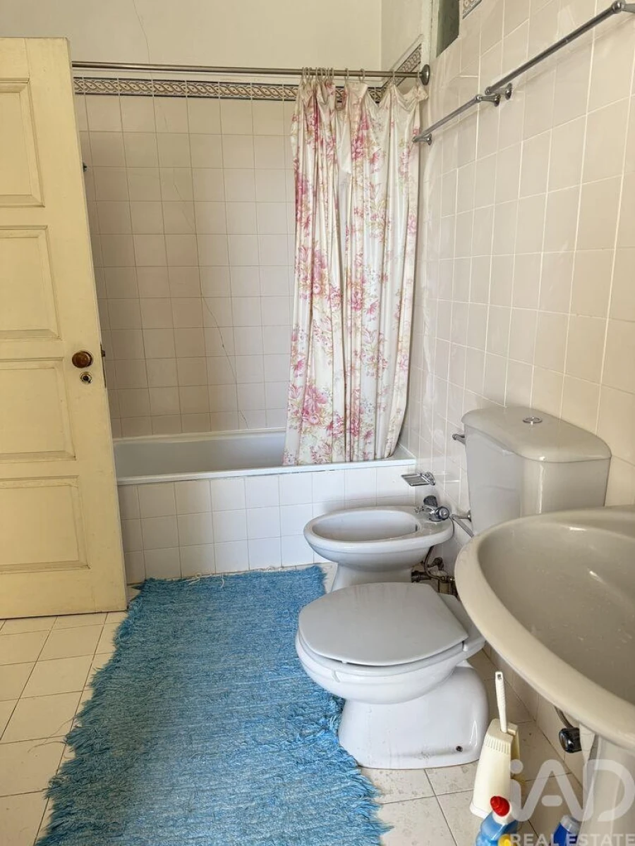 Moradia T11 para Venda em Vila Cova da Lixa e Borba de Godim Foto 17