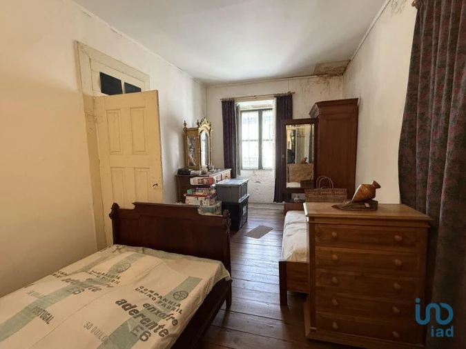 Moradia T11 para Venda em Vila Cova da Lixa e Borba de Godim Foto 12