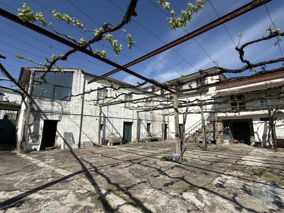 Moradia T11 para Venda em Vila Cova da Lixa e Borba de Godim Foto 5