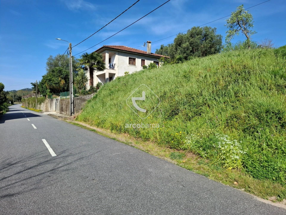 Terreno para Venda em Arcozelo Foto 4