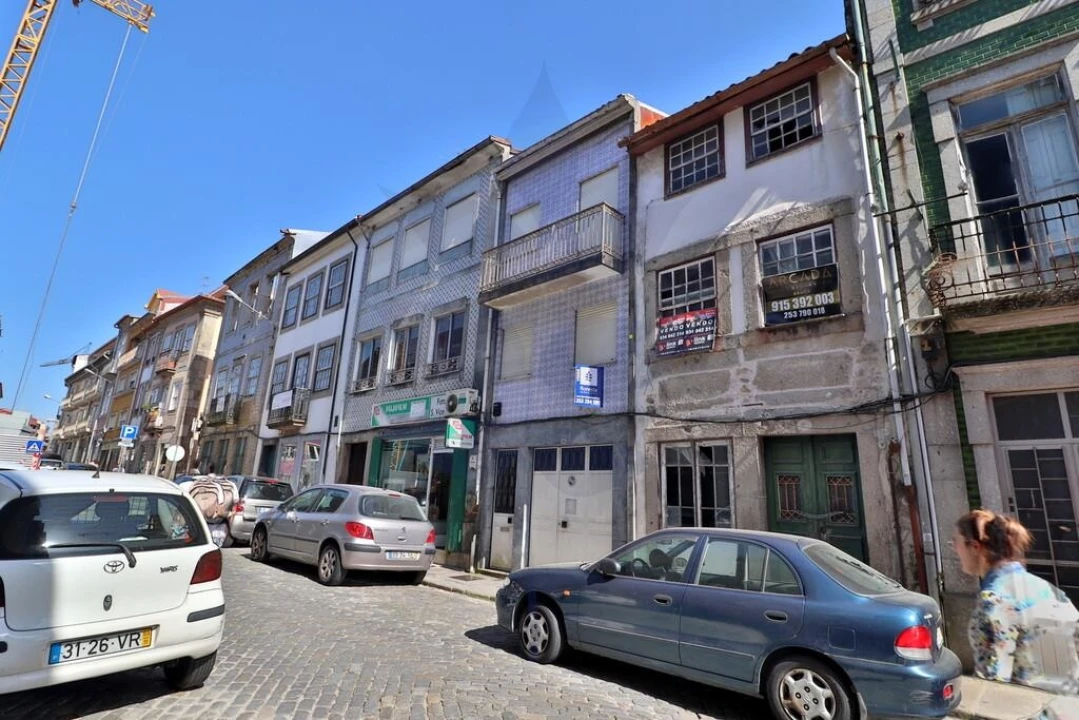 Prédio para Venda em São Vicente (Braga) Foto 1