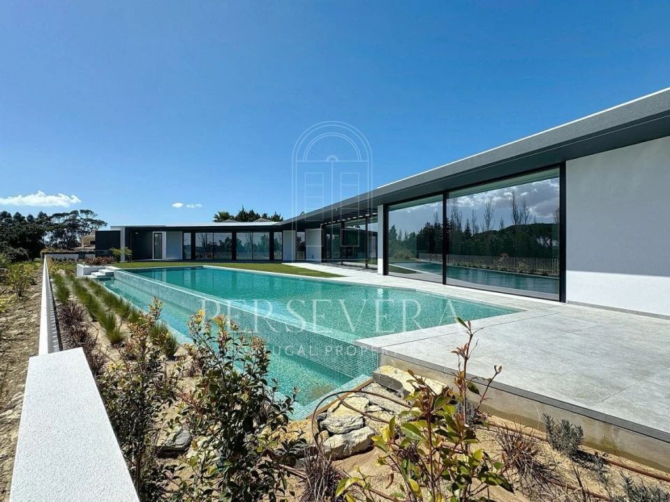 Moradia T5 para Venda em Santa Maria e São Miguel, São Martinho, São Pedro Penaferrim Foto 3