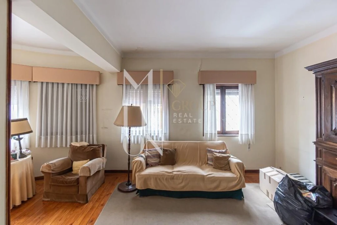 Moradia T8 para Venda em Ramalde Foto 19