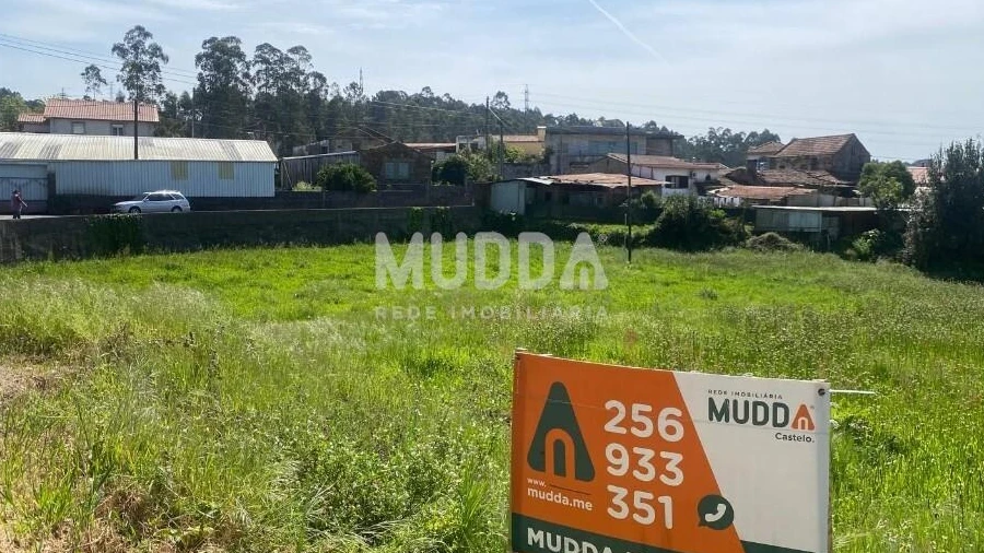 Terreno para Venda em Macieira de Sarnes