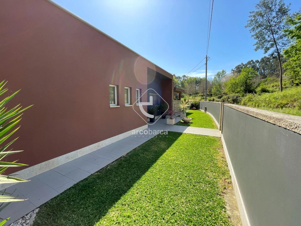 Moradia T3 para Venda em Arcos de Valdevez (São Paio) e Giela Foto 26
