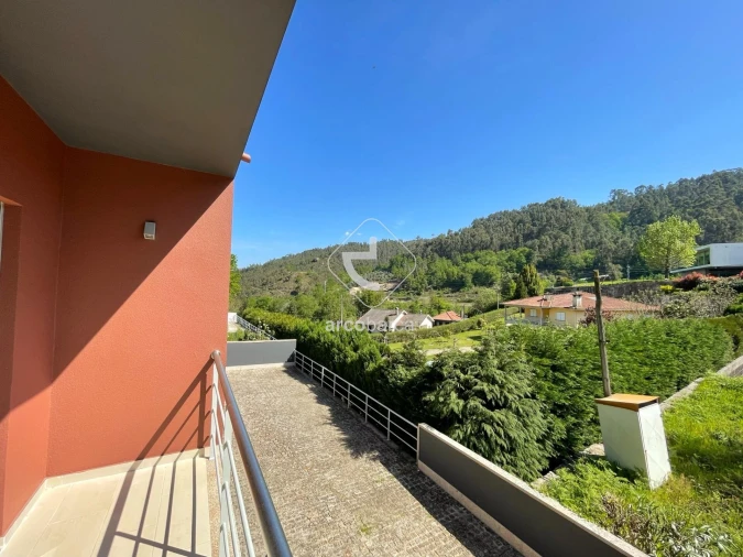 Moradia T3 para Venda em Arcos de Valdevez (São Paio) e Giela Foto 10