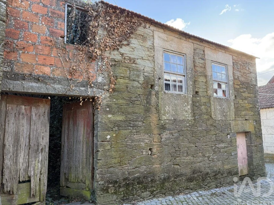 Moradia T4 para Venda em Galafura e Covelinhas Foto 16