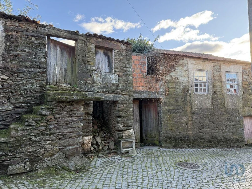 Moradia T4 para Venda em Galafura e Covelinhas Foto 6