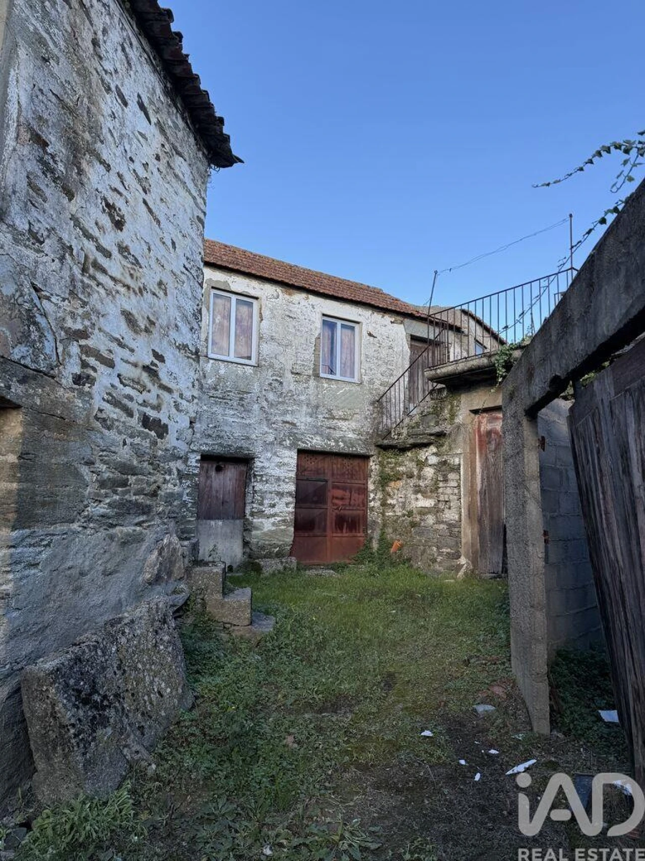 Moradia T4 para Venda em Galafura e Covelinhas Foto 23