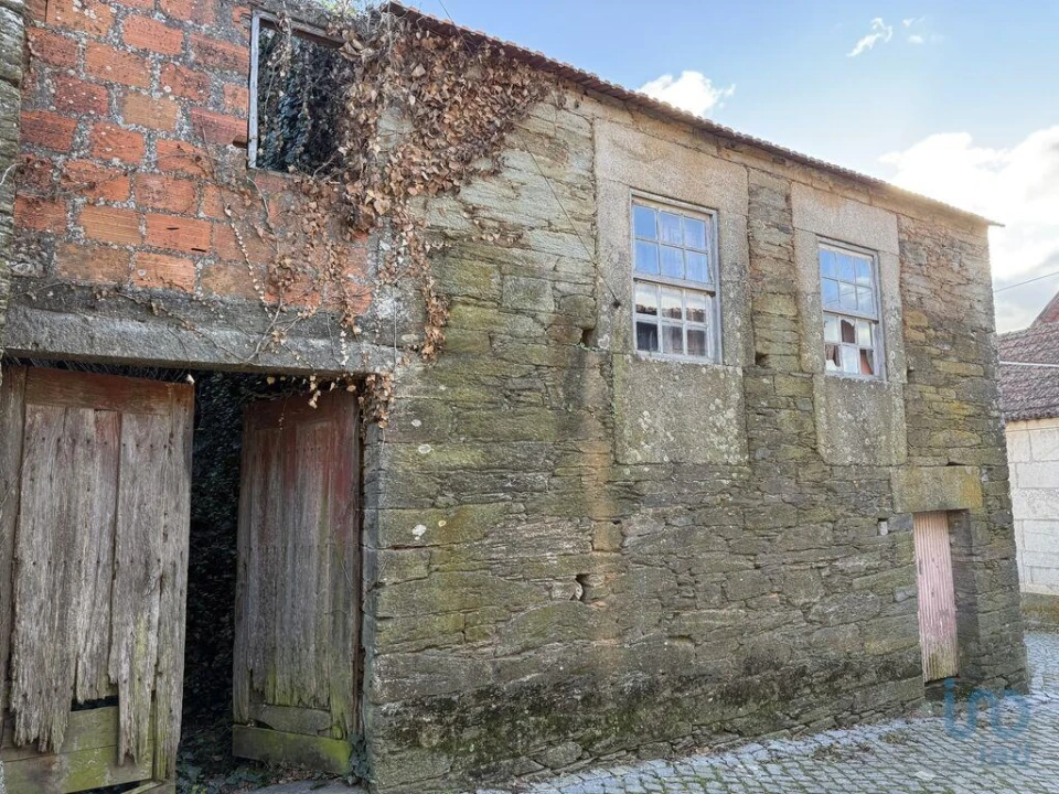 Moradia T4 para Venda em Galafura e Covelinhas Foto 10