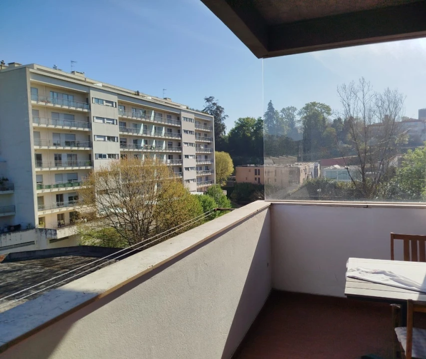 Apartamento T3 para Venda em Azurem Foto 1