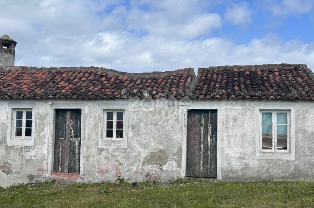 Moradia T3 para Venda em Vila do Porto Foto 13