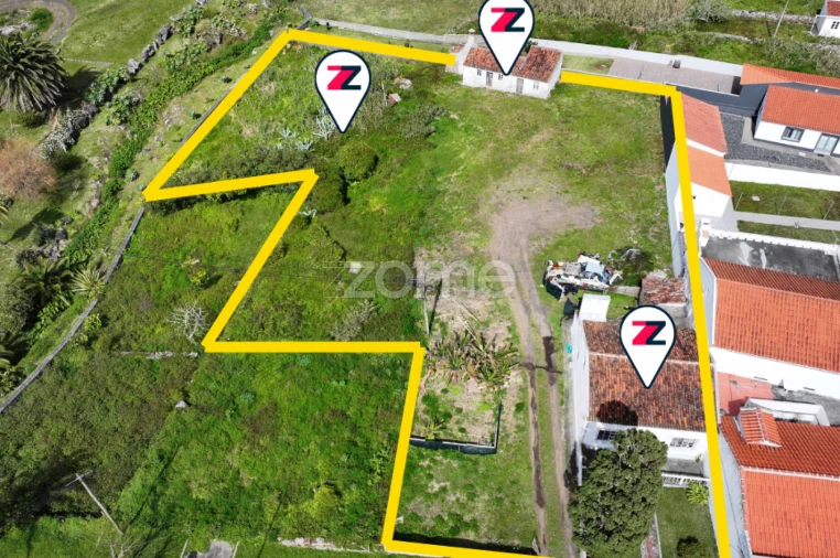 Moradia T3 para Venda em Vila do Porto