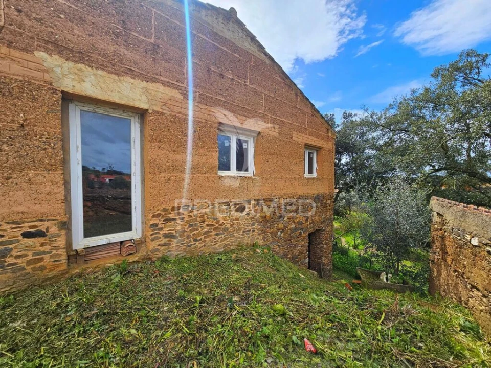 Moradia T2 para Venda em Ourique Foto 2