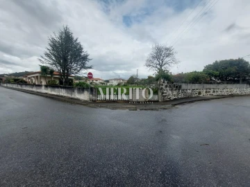 Terreno para Venda em Vila Nova de Anha