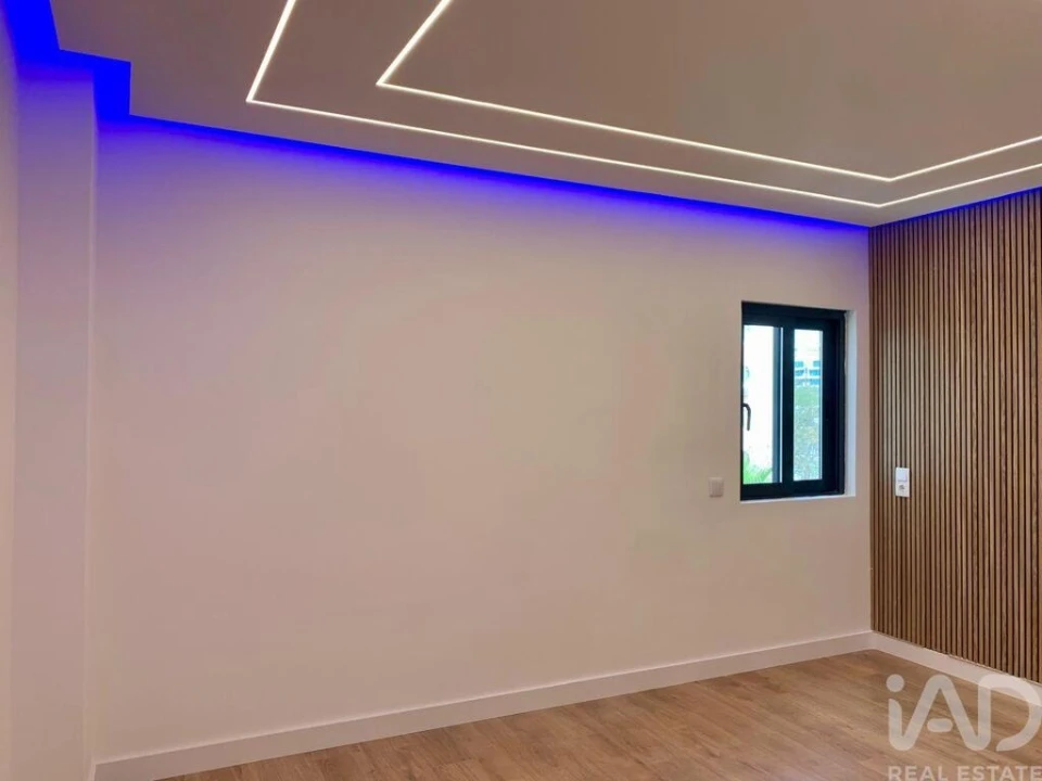 Apartamento T2 para Venda em Quarteira Foto 16