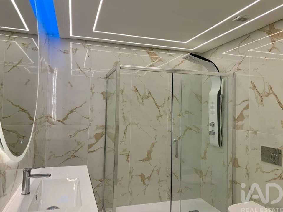 Apartamento T2 para Venda em Quarteira Foto 19