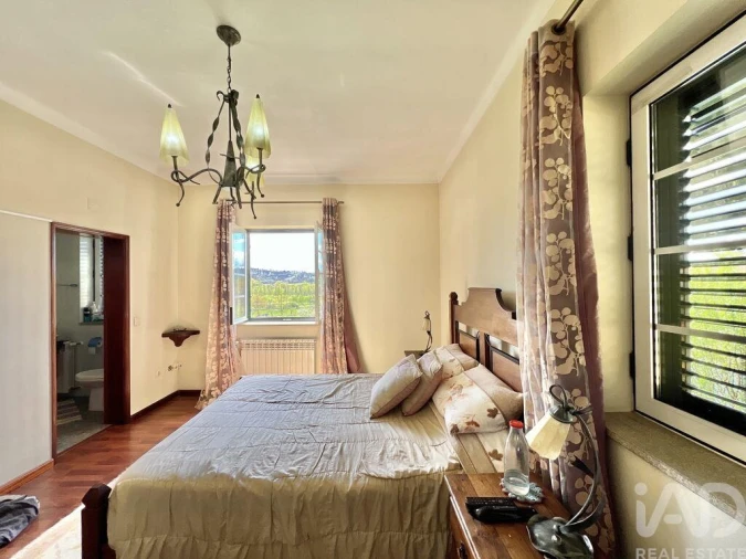 Moradia T6 para Venda em Quintela de Azurara Foto 18