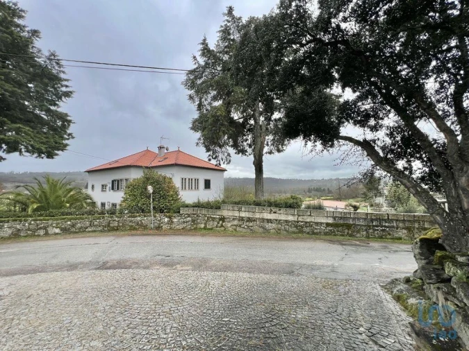 Moradia T6 para Venda em Quintela de Azurara Foto 4