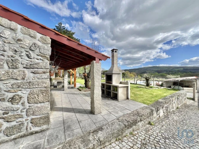 Moradia T6 para Venda em Quintela de Azurara Foto 8