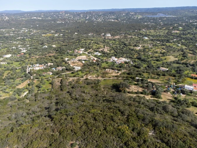 Terreno para Venda em Santa Barbara de Nexe Foto 9
