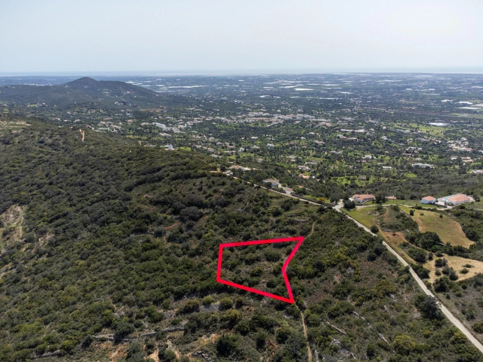 Terreno para Venda em Santa Barbara de Nexe Foto 14
