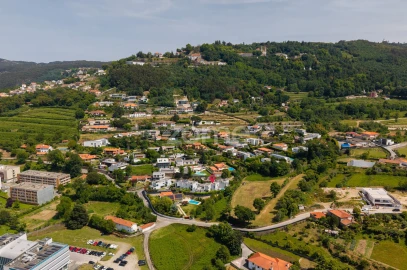 Moradia T4 para Venda em Nogueiró e Tenões