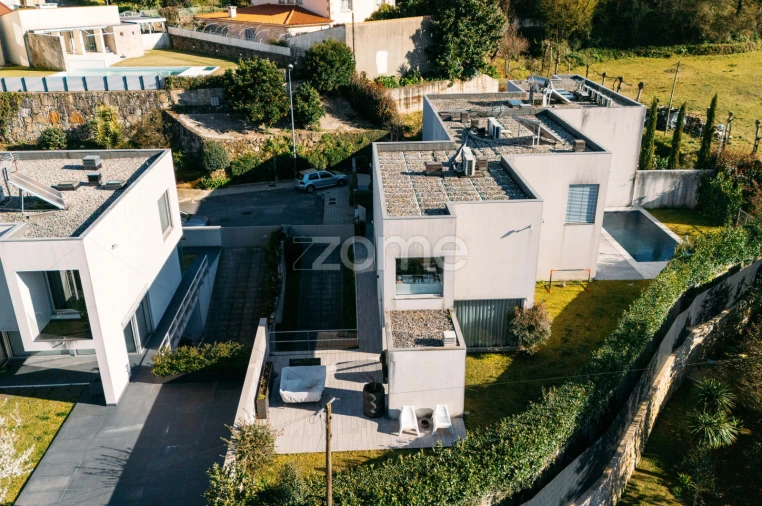 Moradia T4 para Venda em Nogueiró e Tenões Foto 47