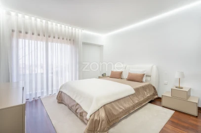 Moradia T4 para Venda em Cidade da Maia