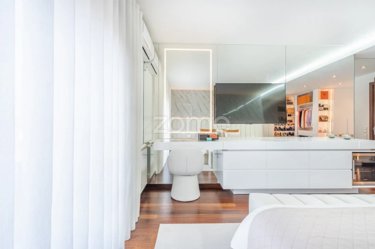 Moradia T4 para Venda em Cidade da Maia Foto 18