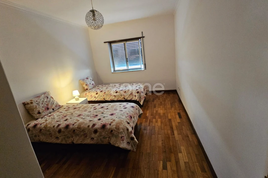 Apartamento T3 para Arrendamento em Algueirão-Mem Martins Foto 10