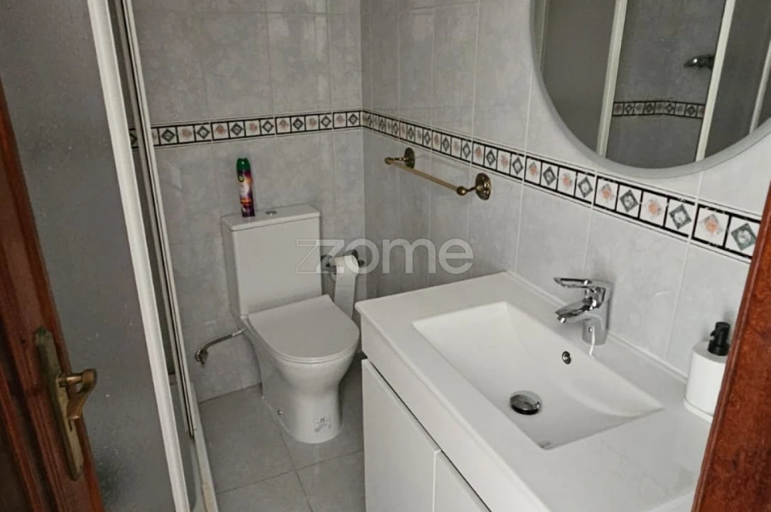 Apartamento T3 para Arrendamento em Algueirão-Mem Martins Foto 12