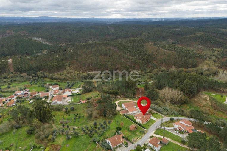 Moradia T3 para Venda em Santiago e São Simão de Litém e Albergaria dos Doze Foto 50