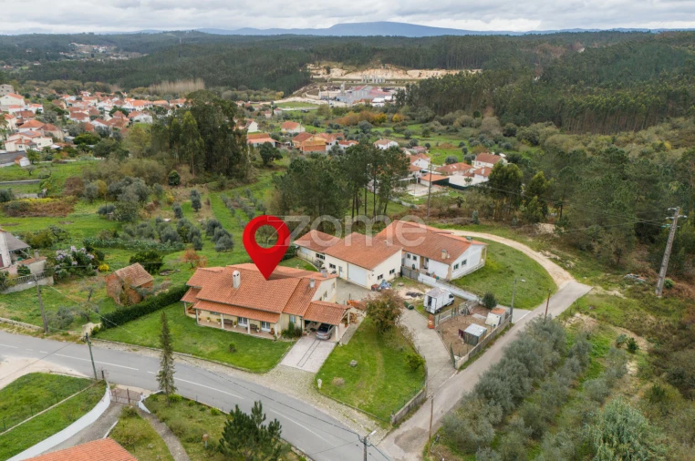 Moradia T3 para Venda em Santiago e São Simão de Litém e Albergaria dos Doze Foto 51