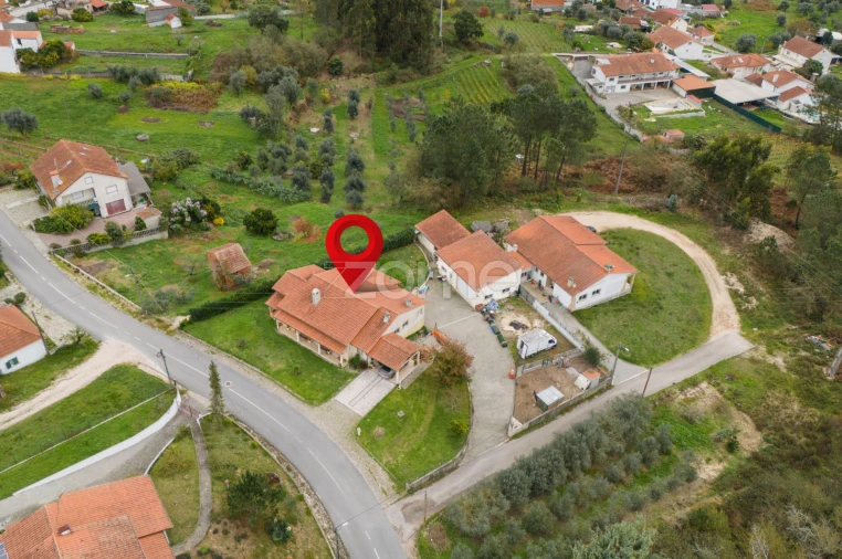 Moradia T3 para Venda em Santiago e São Simão de Litém e Albergaria dos Doze Foto 59