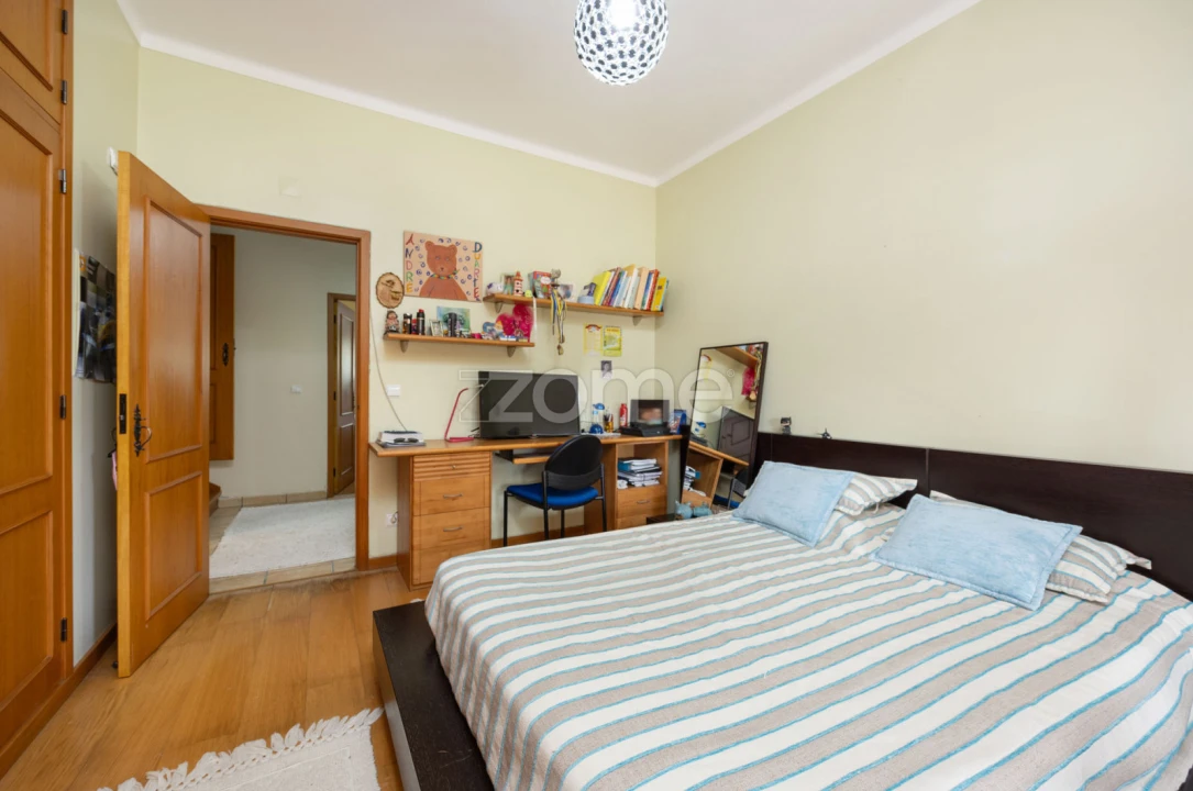 Moradia T3 para Venda em Santiago e São Simão de Litém e Albergaria dos Doze Foto 27