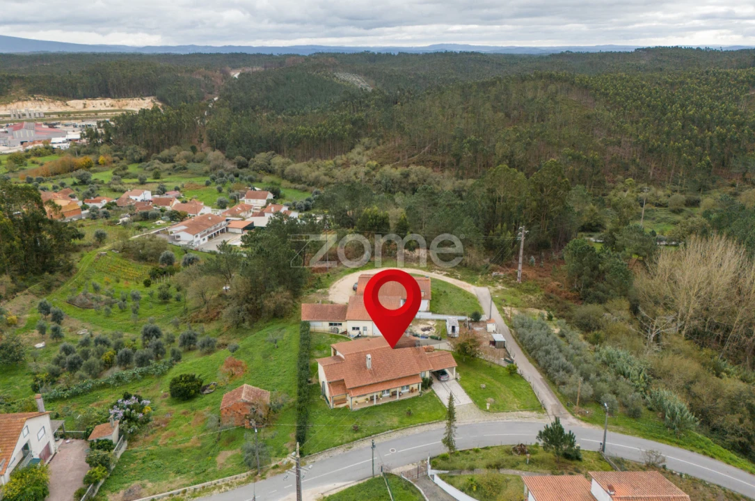 Moradia T3 para Venda em Santiago e São Simão de Litém e Albergaria dos Doze Foto 55