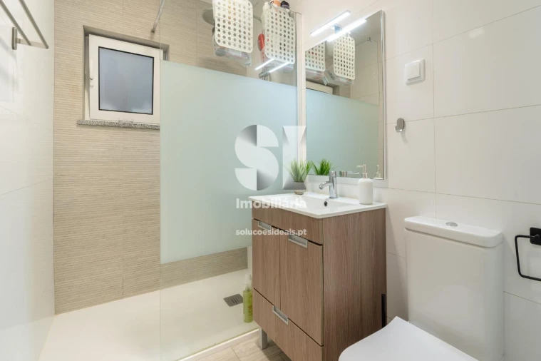 Moradia T4 para Venda em Vieira de Leiria Foto 20