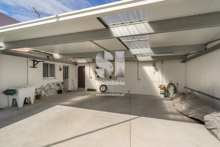 Moradia T4 para Venda em Vieira de Leiria Foto 31