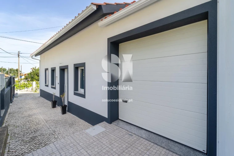 Moradia T4 para Venda em Vieira de Leiria Foto 4