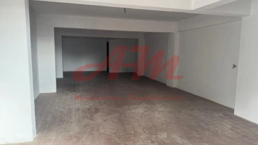 Garagem para Venda em Cacém e São Marcos Foto 7