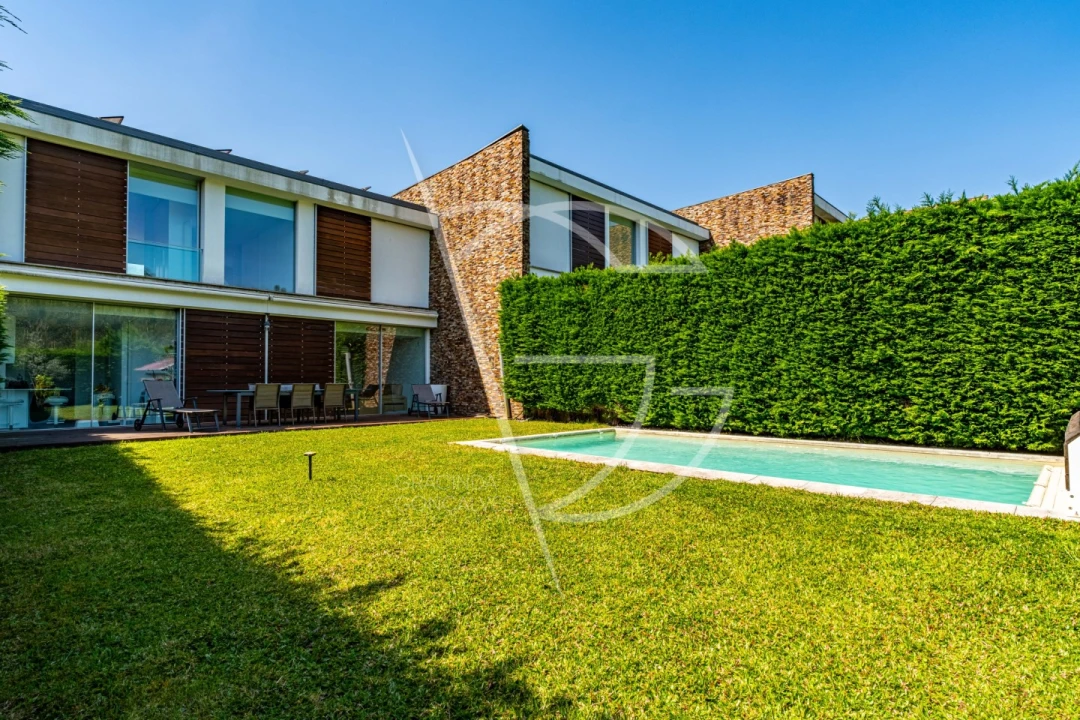 Moradia T3 para Venda em Água Longa Foto 8